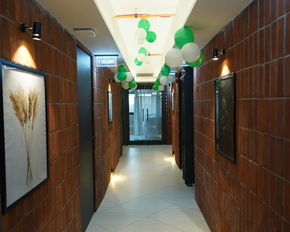Corridor leading to the deluxe in-patient rooms